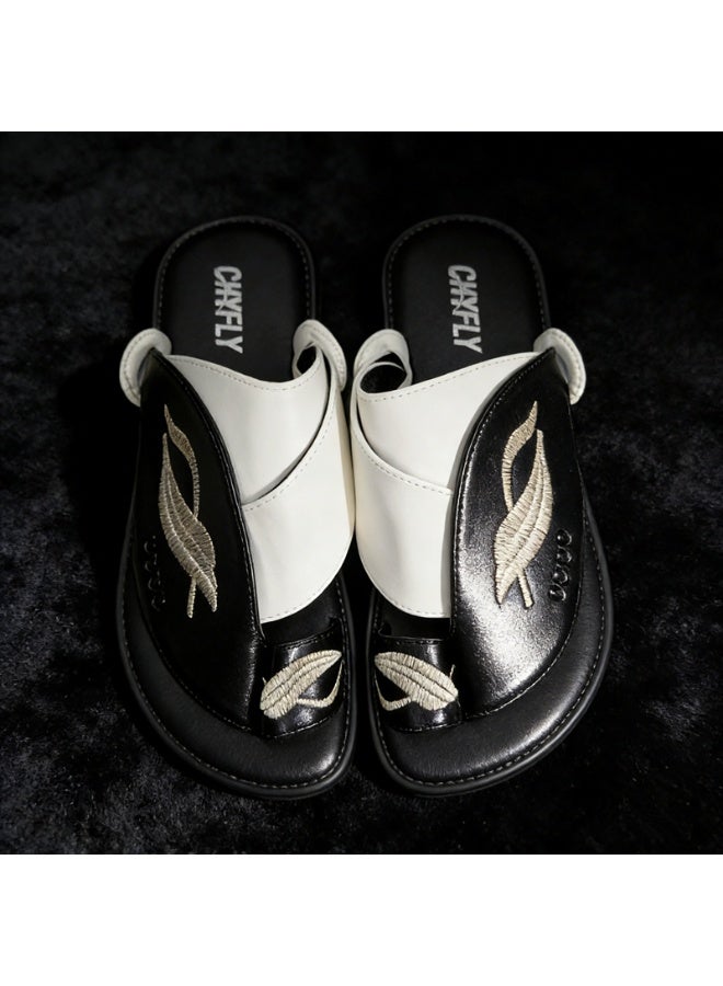 Men Arabic Style Two-Tone Toe Ring Slide Sandals, Embroidery Leaf Pattern Decor Flat Slippers, Soft Non Slip Casual Summer Slides Matching Thobe for Indoor Outdoor Daily Wear - Image 1