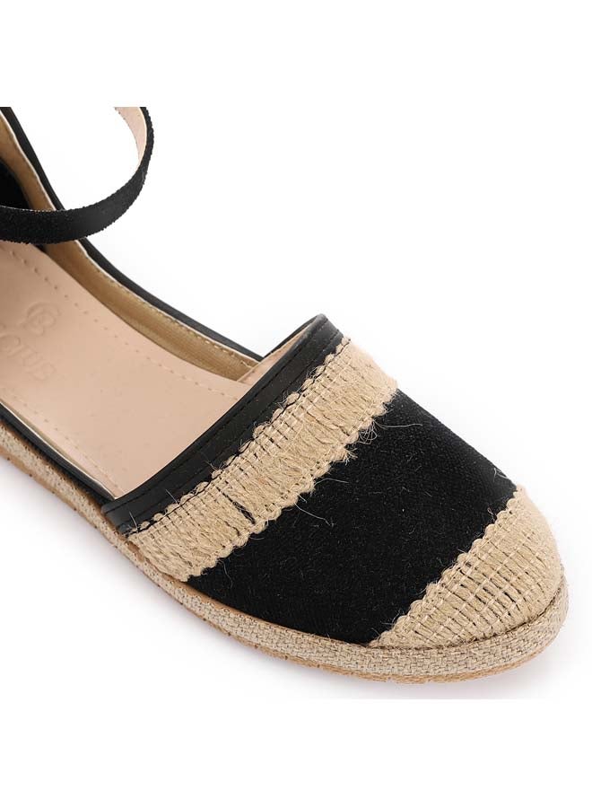 آيس كلوب حذاء فلات إسبادريل بشريط بوهو من ICE CLUB - أسود وبيج - Image 5