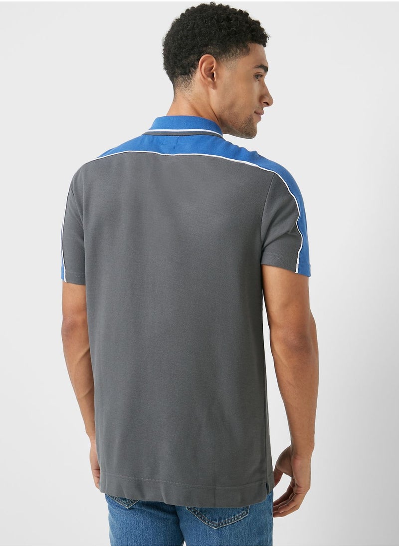 Levi's - Essential Polo Shirt - Image 1