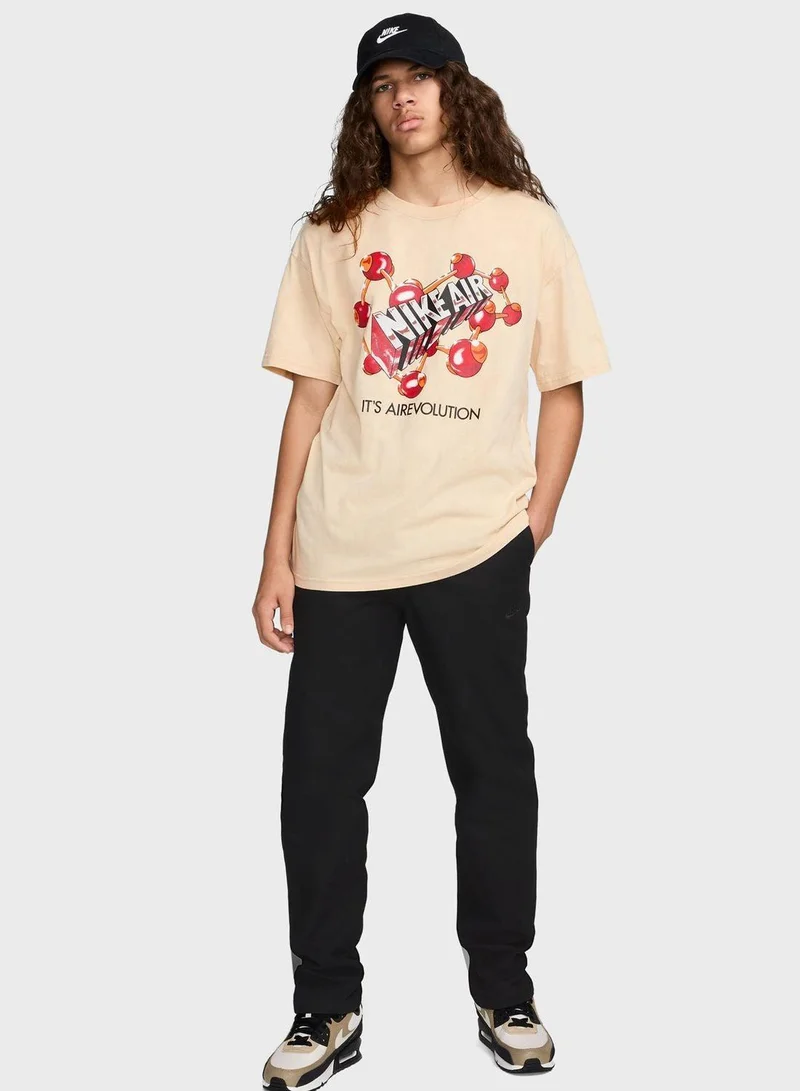 Nike Men's Sportswear T-Shirt