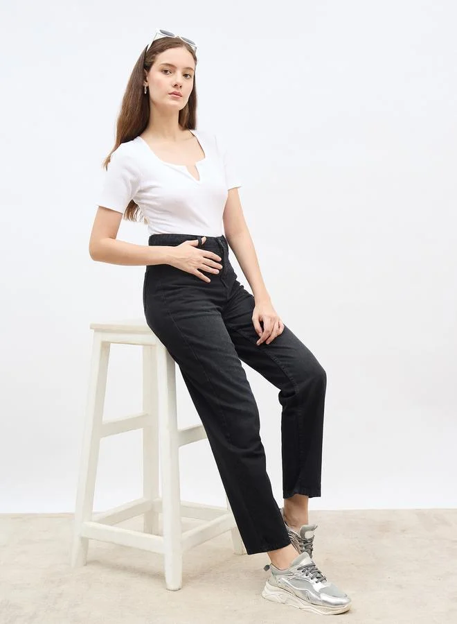 Styli Styli High Rise Faded Straight Fit Jeans