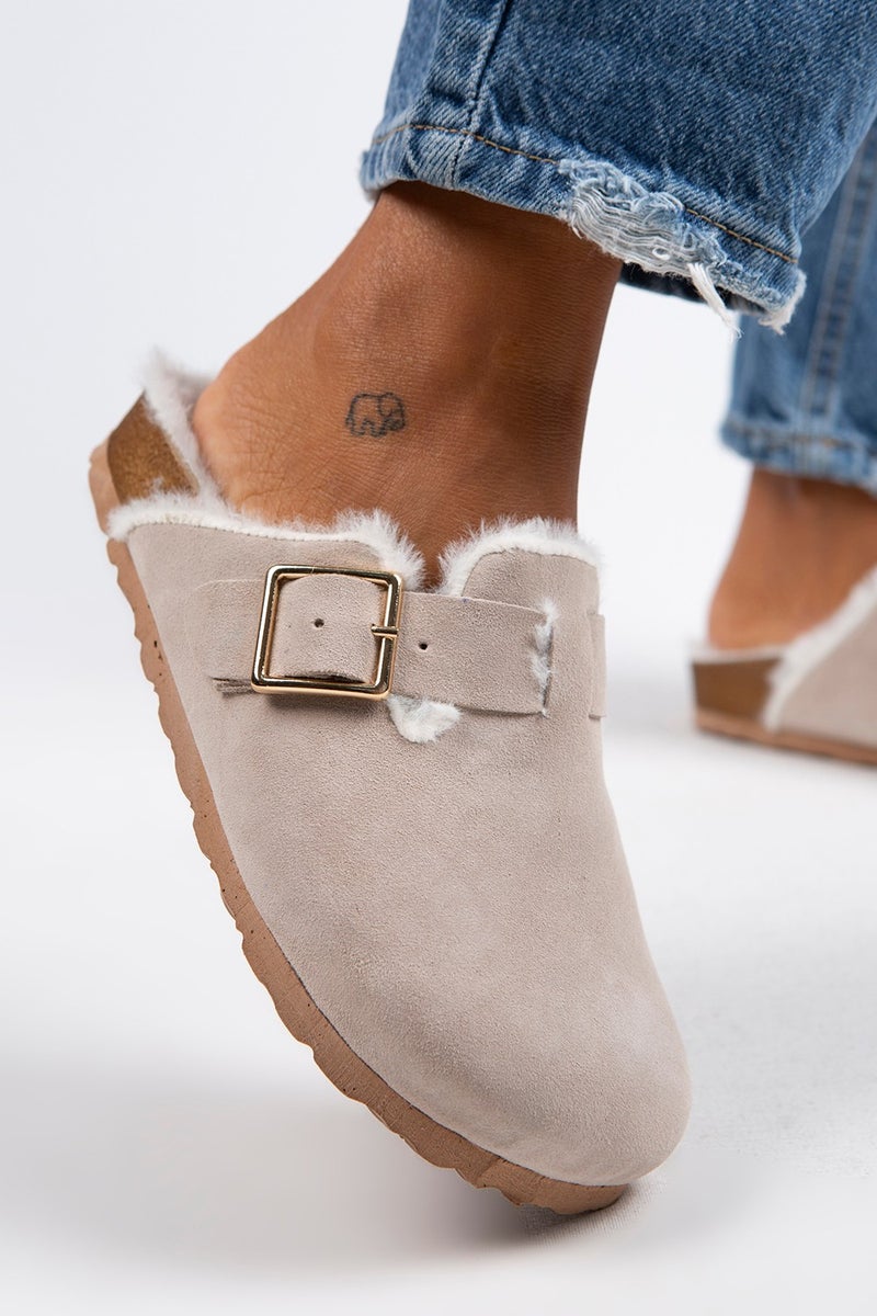 Manijero Manjero Zeta Shearling Women's Genuine Leather Buckle Belted Shearling Beige Suede Slippers  - Image 3