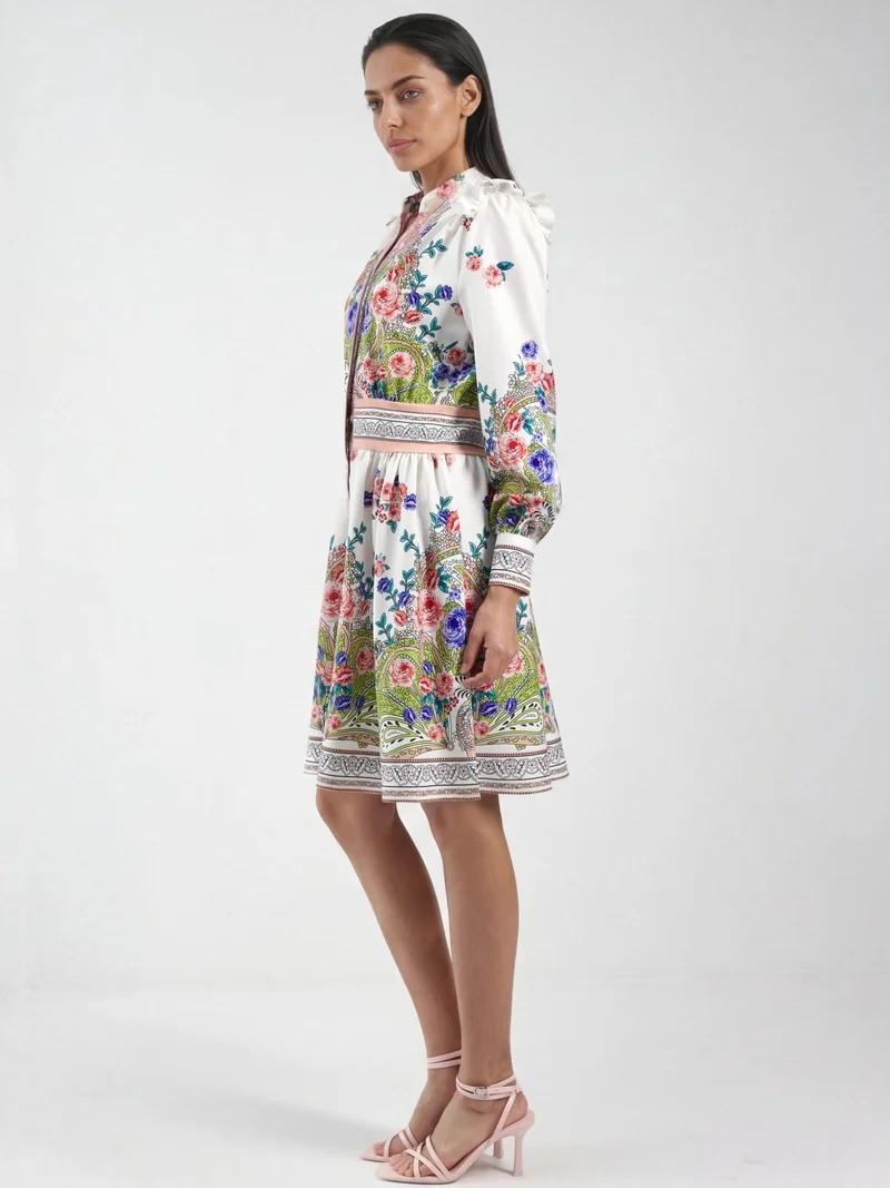 جينيفر Frilly Paisley V-Neck Mini Skater Dress