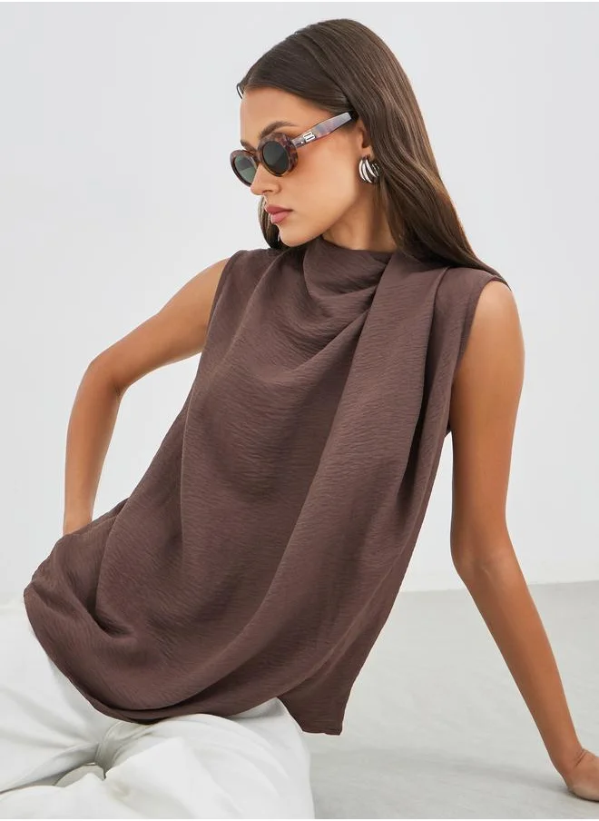 ستايلي Styli Solid Asymmetric Neck Sleeveless Top