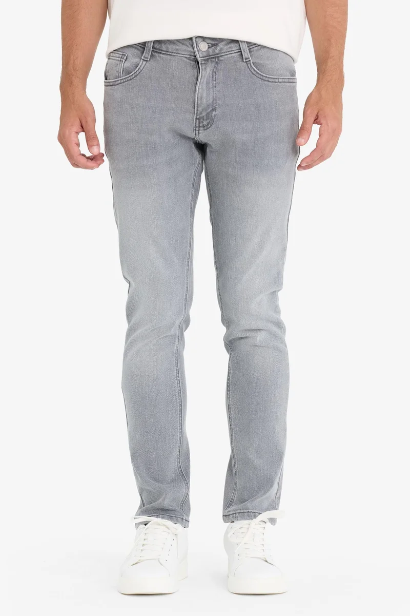 Defacto  Pedro Slim Fit Regular Waist Skinny Leg Jeans for Men | Best Price UAE
