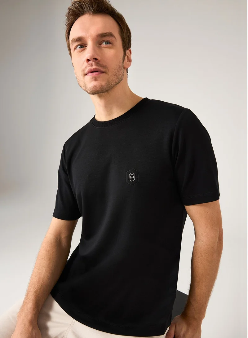 Theodore  The Jet Black T-shirt for Men | Best Price UAE