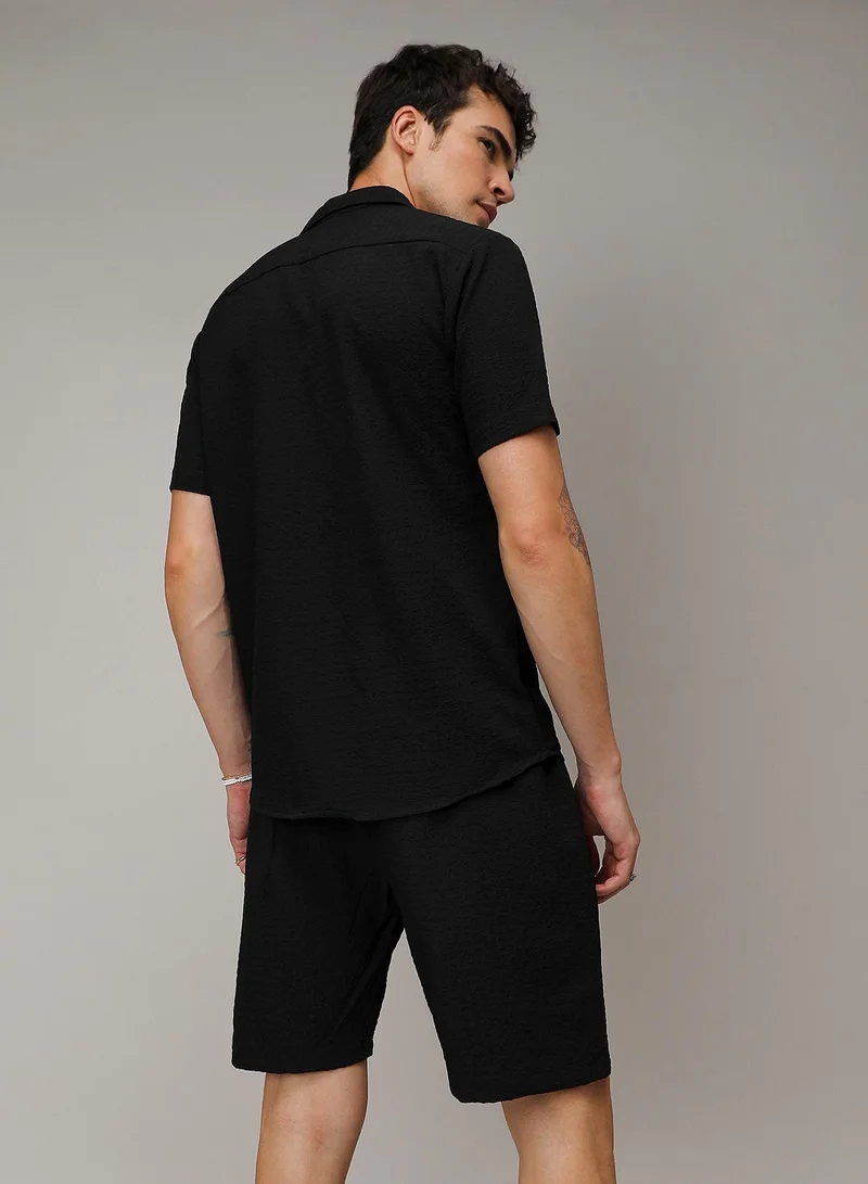 Campus Sutra Men's Onyx Black Crease-Box Co-Ord Set