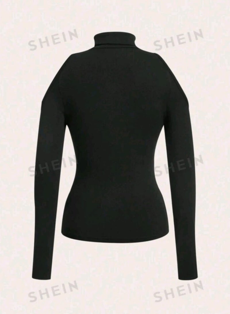 Shein SHEIN Essnce Holiday Sparkly Elegant Black Christmas Tshirt Women Camiseta Manga Larga Turtleneck Pile Neck Sequins Off The Shoulder Long Sleeves Christmas Women Tops Going Out Tops Vacation Tops For Christmas Our Tops Women Turtleneck Off The Shoulder Long Sleeves Simple T-Shirt For Casual Everyday Wear  - Image 3