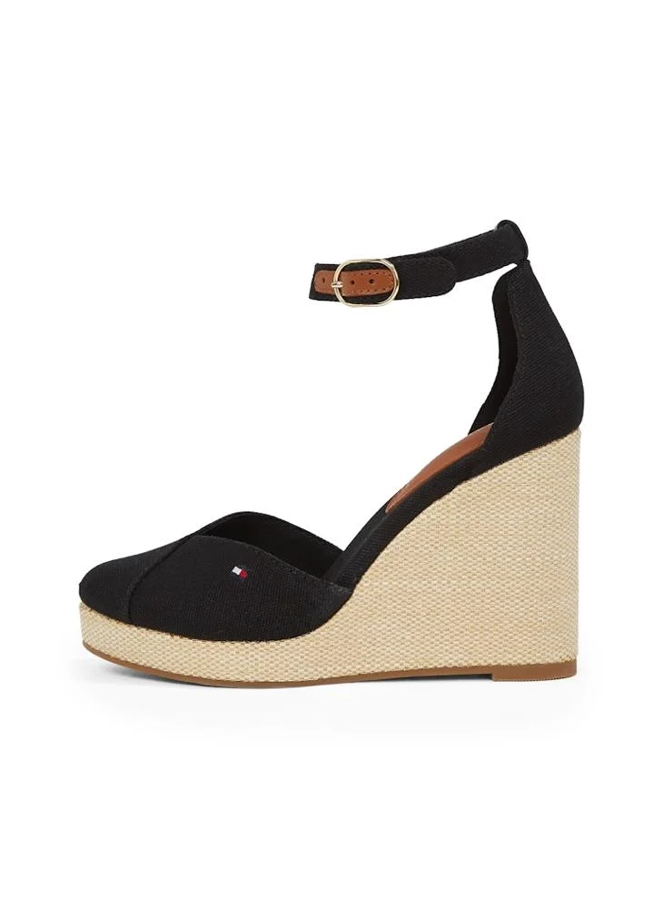 تومي هيلفيغر Closed Toe Wedge Espadrilles