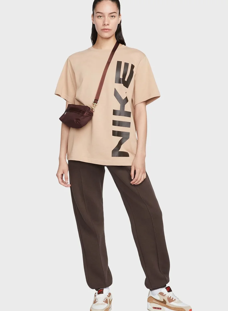 Nike Essential T-Shirt