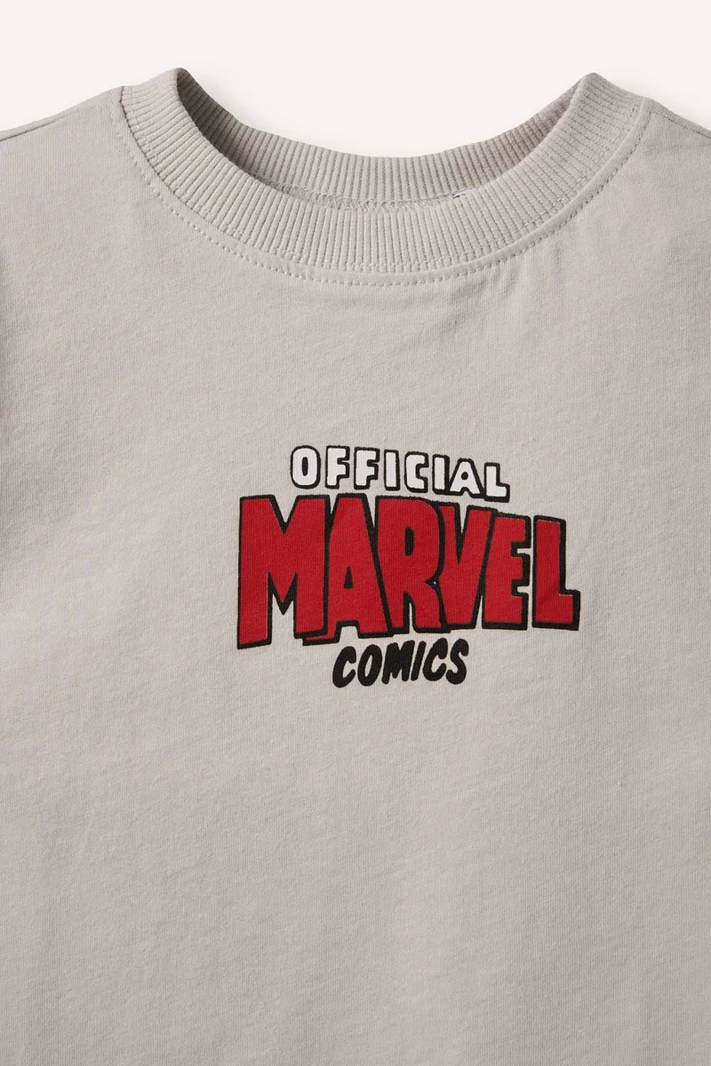 ديفاكتو Regular Fit Licensed by Marvel Short Sleeve T-Shirt