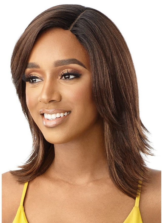 Outre The Daily Wig Premium Synthetic Lace Part Wig Sterling (Dr4Sandy Blonde) - Image 4