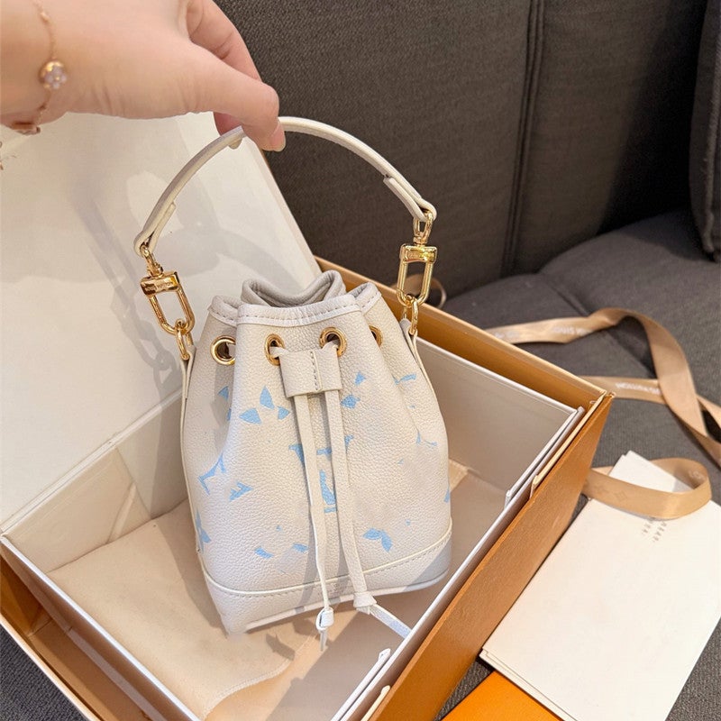 Genuine Leather Trendy Bucket Arrival Fashionable Drawstring Handbag Women'S Bag Old Flower Single Shoulder Light Luxury Crossbody Bag Vintage All-Match - Image 3