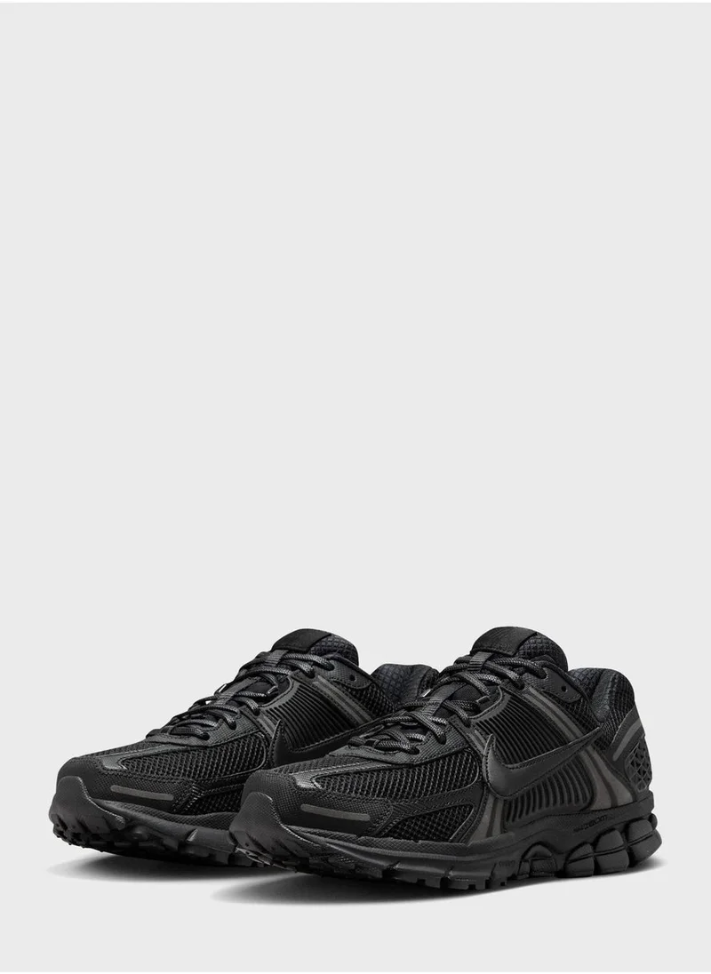 Nike Zoom Vomero 5