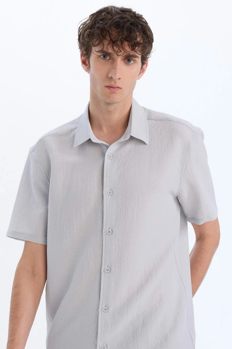 ديفاكتو Regular Fit Polo Neck Crinkle Summer Shirt