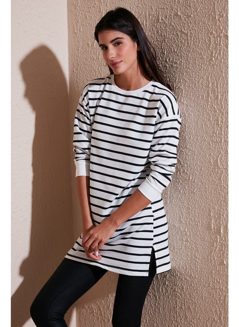 Lela Modest Striped Cotton Regular Fit Crew Neck Tunic Women's Tunic 5865784 - Image 1