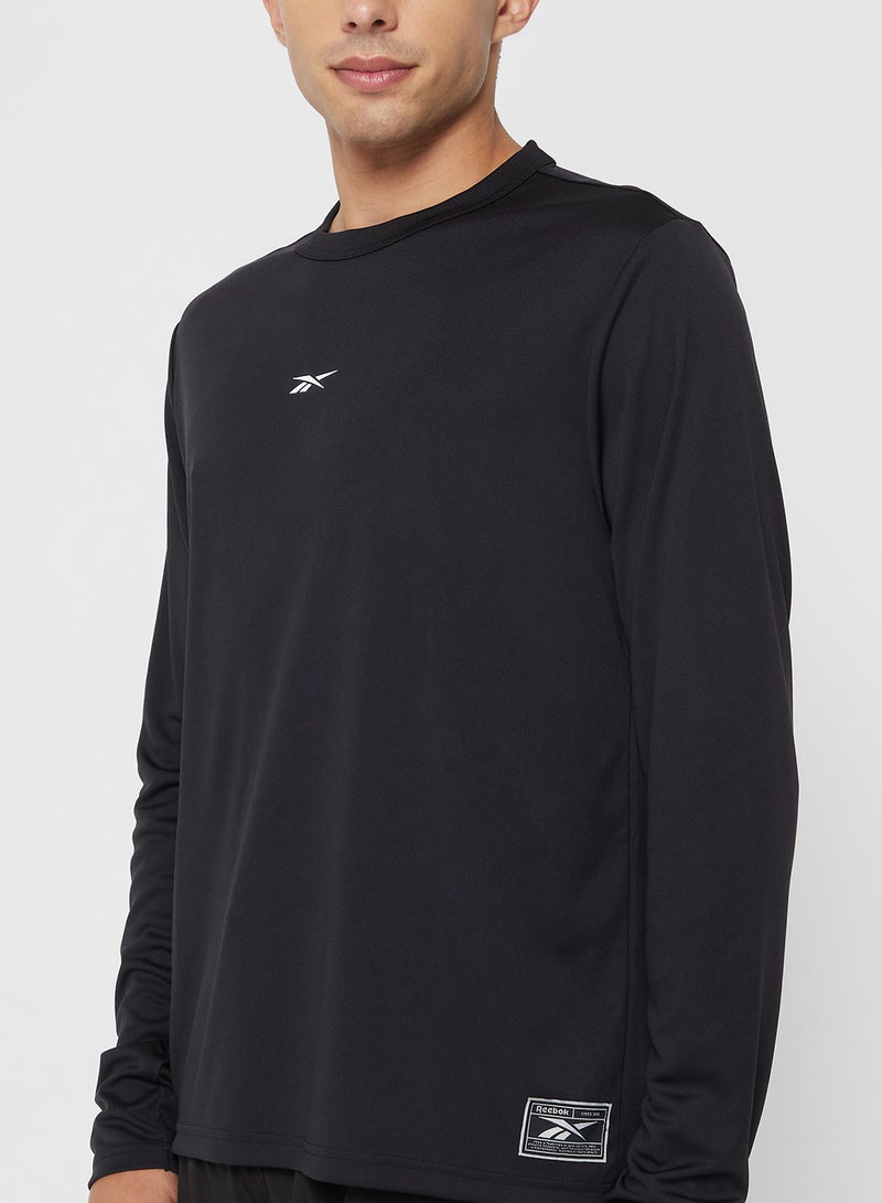 ريبوك تيشيرت كرة السلة الأساسي بأكمام طويلة للرمي - Image 3