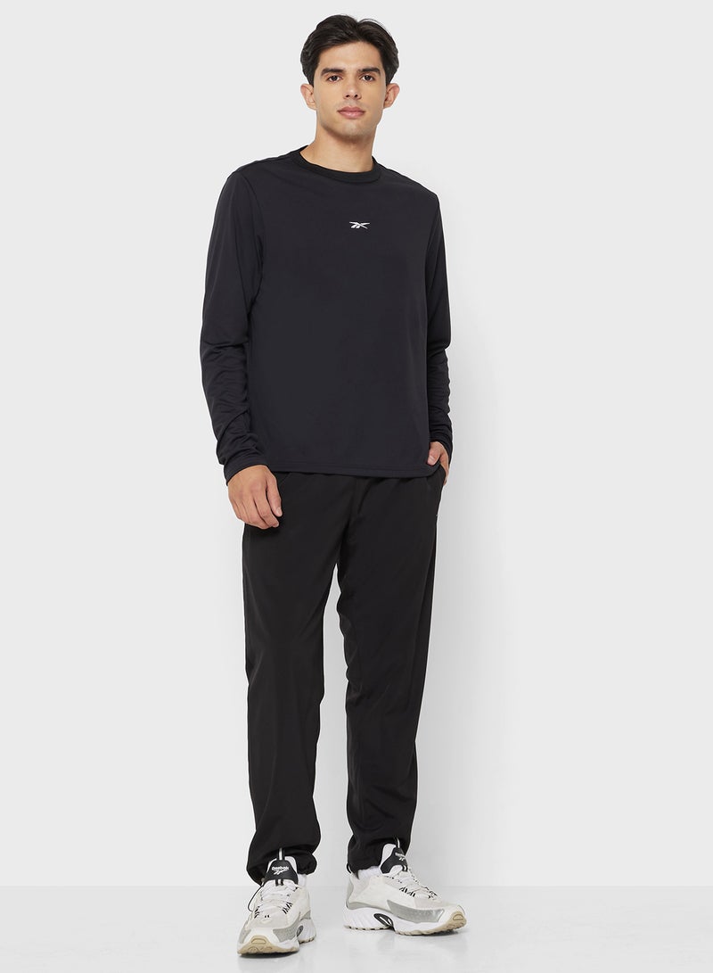 ريبوك تيشيرت كرة السلة الأساسي بأكمام طويلة للرمي - Image 4