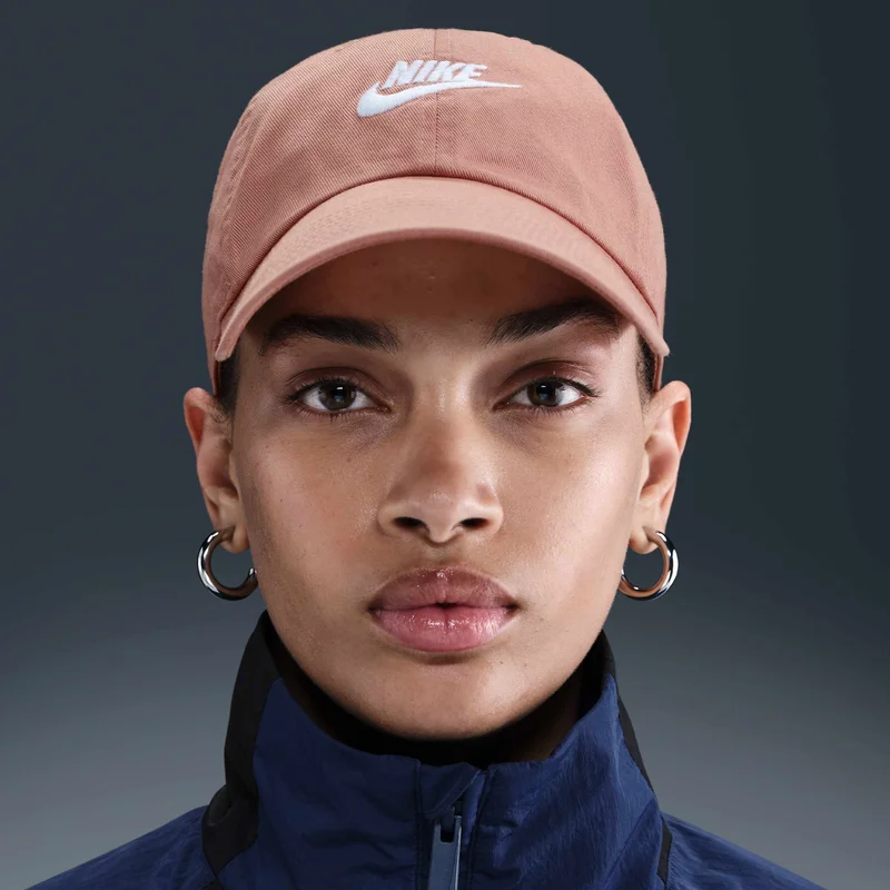 Nike Men's Club Unstructured Futura Cap