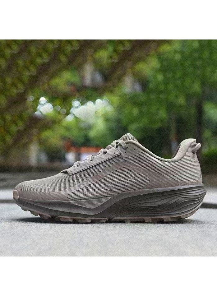 【 Shipping with shoe box 】 New hot selling men's and women's shock resistant and anti slip sports and leisure shoes, running shoes, Putian shoes - Image 1
