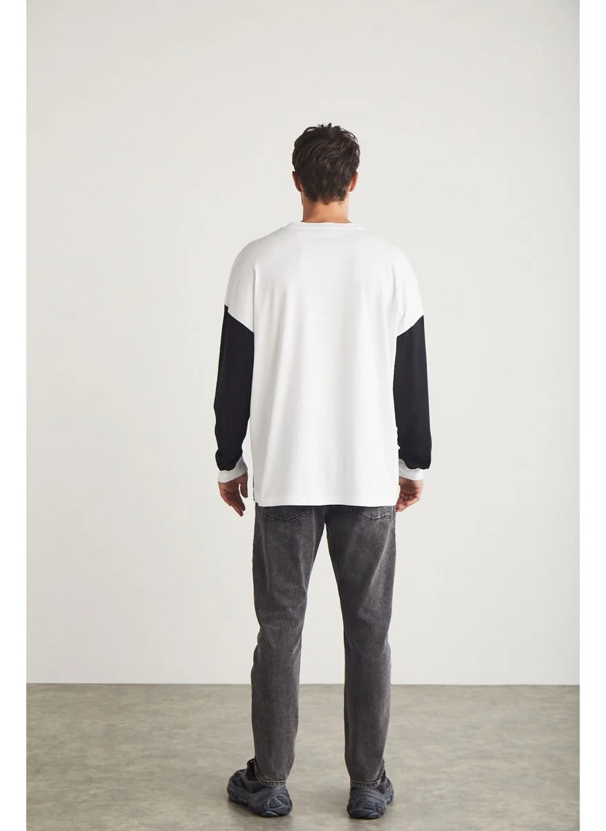 جريميلانج Melvin Men's Crew Neck Printed Detail Long Sleeve White Sweatshirt