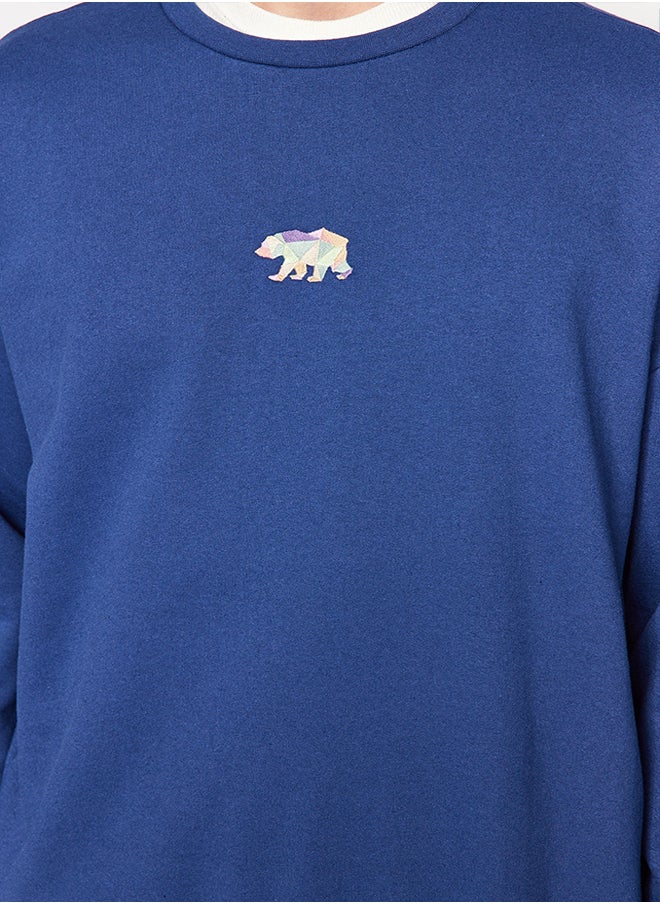 trendyol Navy Blue Oversize/Wide Cut Fit Animal Embroidered Fleece Sweatshirt TMNAW23SW00191  - Image 3