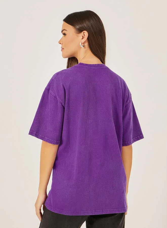 Styli Slogan Printed Acid Washed Oversized T-Shirtâ€‹