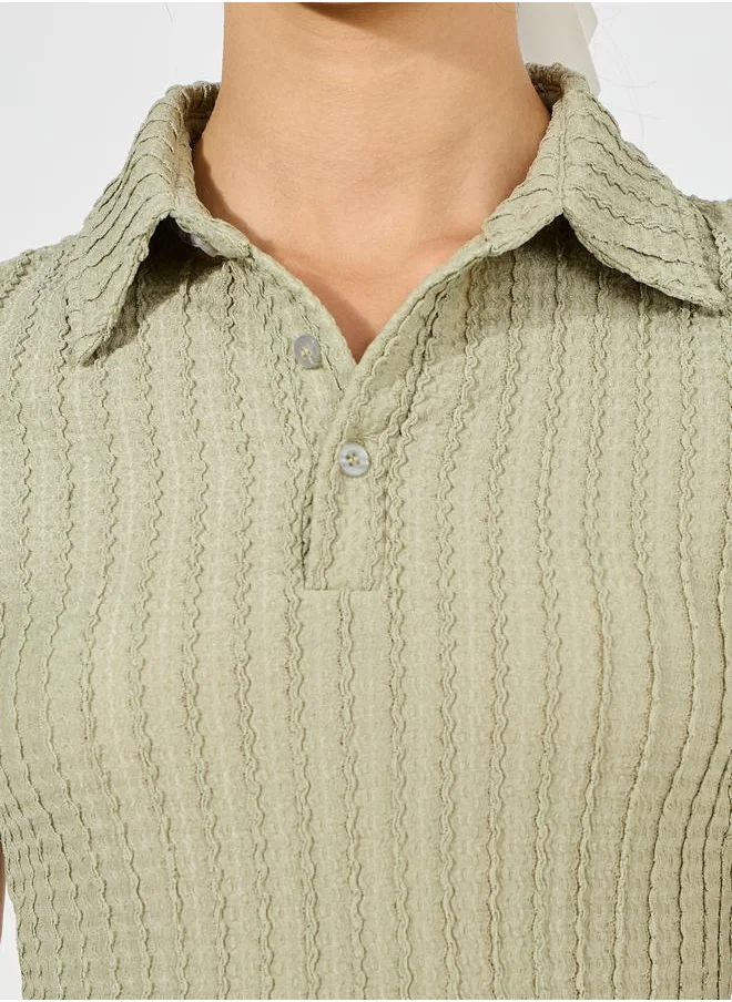 Styli Collar Textured Fitted Polo T-Shirt