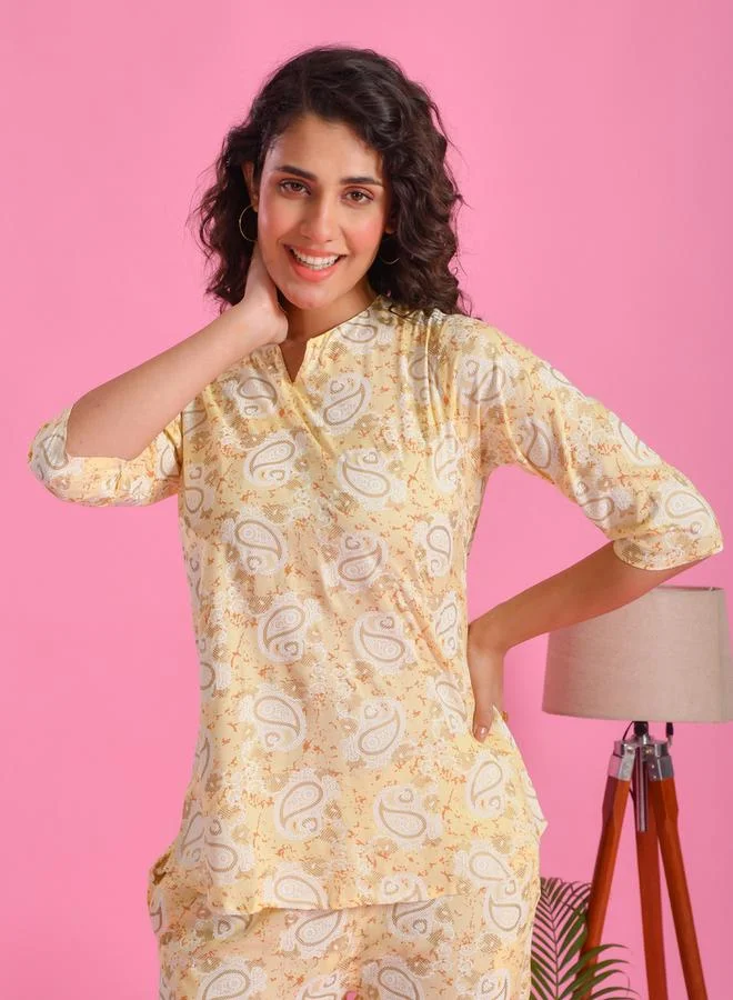 sanskrutihomes sanskrutihomes Printed Notch Neck Top and Pyjama Set