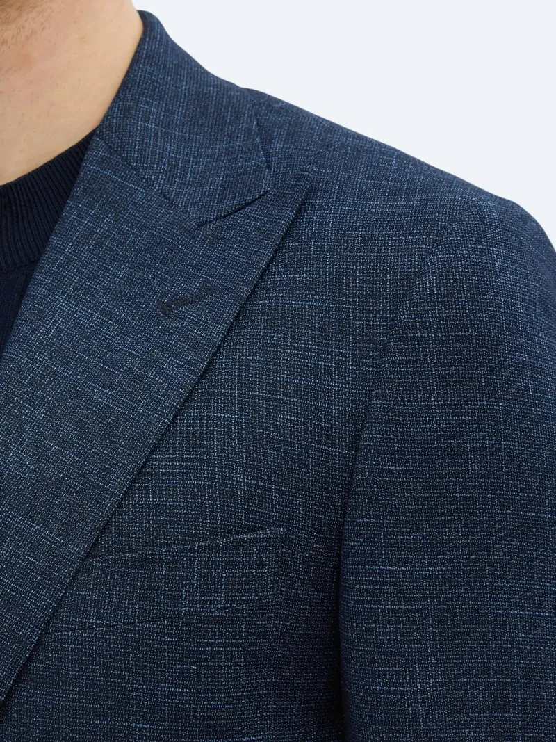 كيب جاكيت عصري بنقشة نيلي