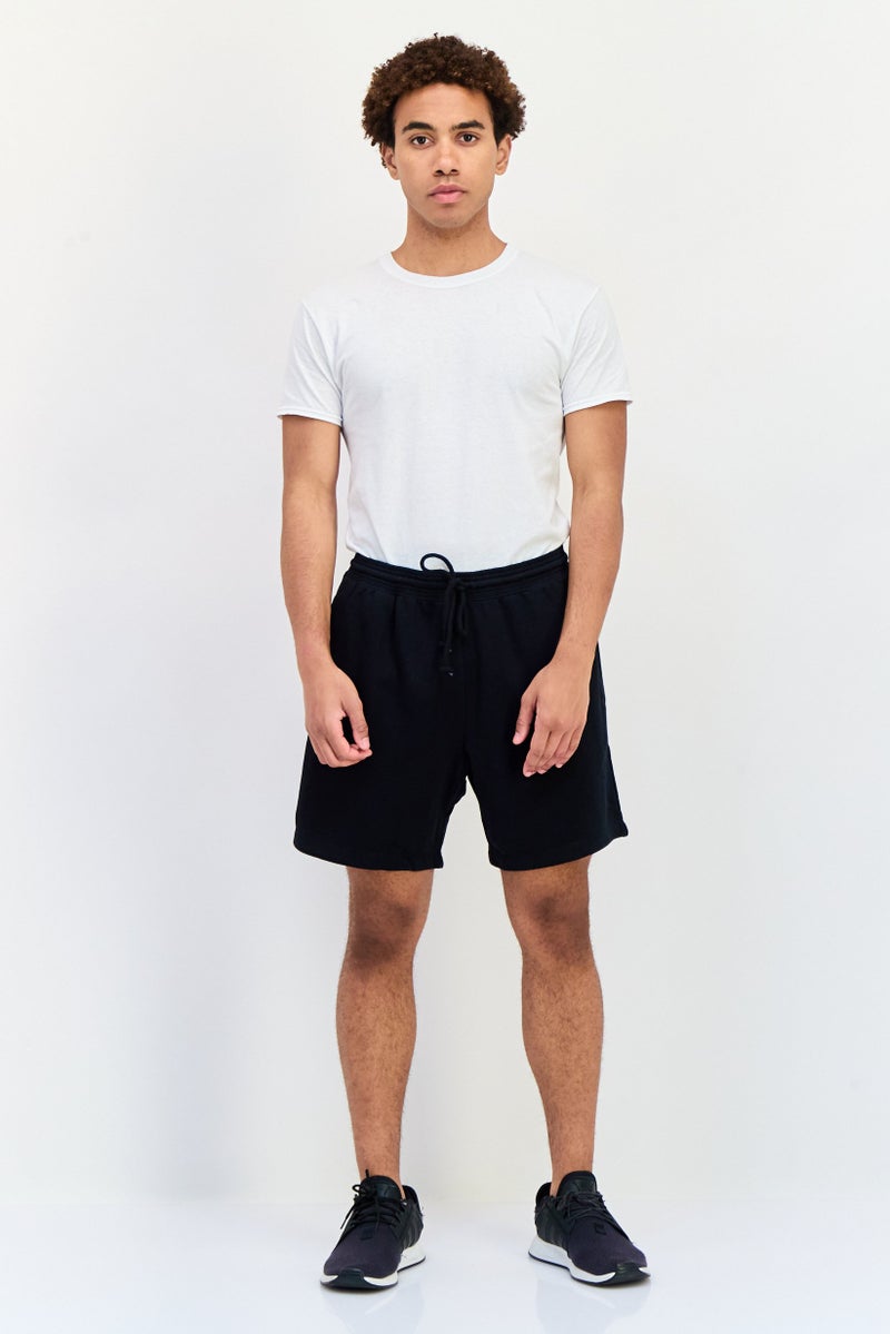 GAP Men Solid Basic Shorts, Black - Image 3