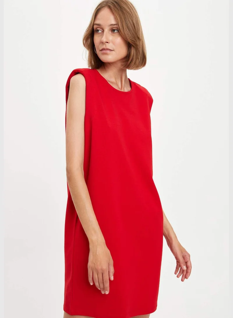 ديفاكتو Basic Sleeveless Dress with Shoulderpads