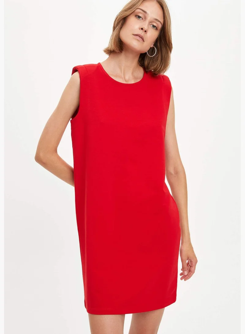 ديفاكتو Basic Sleeveless Dress with Shoulderpads