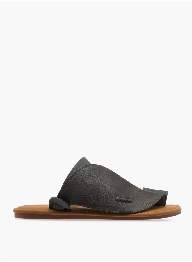 الواحة Men's Textured Slip-On Arabic Sandals