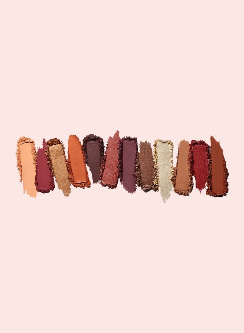 MAC Cosmetics Connect in Color Eyeshadow Palette Eyes x12: Future Flame