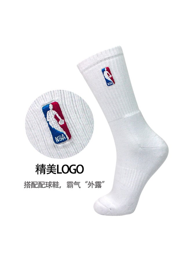 NBA جوارب كرة السلة NBA للرجال - جوارب رياضية طويلة مع قاعدة منشفة سميكة، جوارب رياضية مضادة للانزلاق بحجم كبير، 2 زوج - Image 2