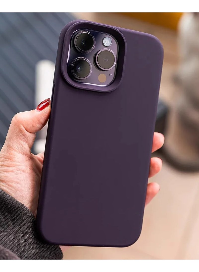 غطاء حماية خلفي يقي من الصدمات باللون الأرجواني الغامق متوافق مع آيفون 16 برو ماكس