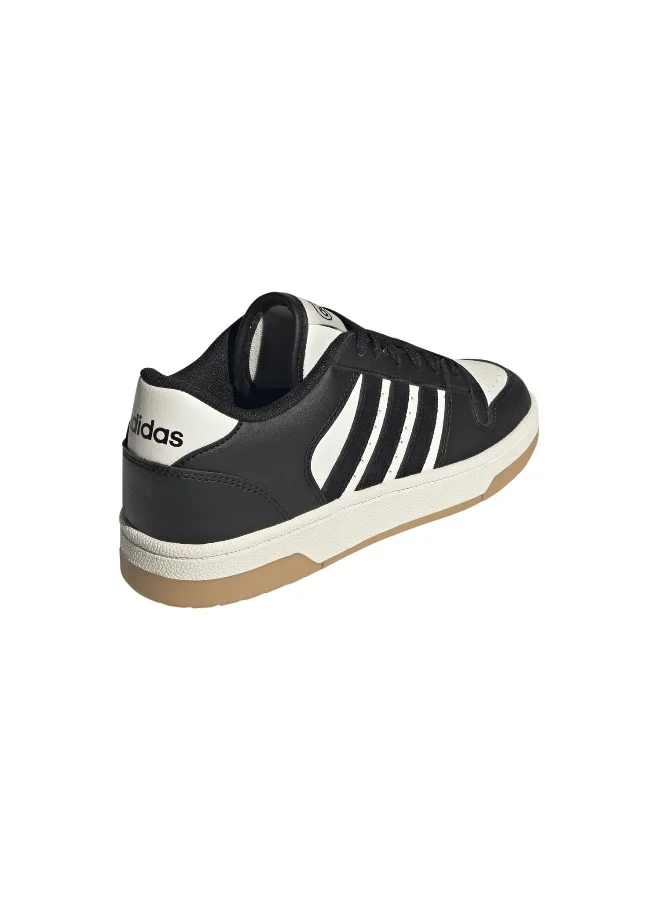 adidas شوز كرة سلة بلاك جونيور 3 من بريك ستارت