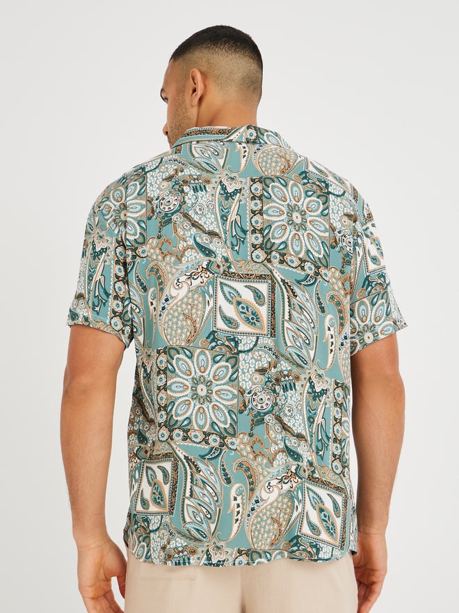 Styli Styli All Over Print Relaxed Fit Shirt  - Image 4