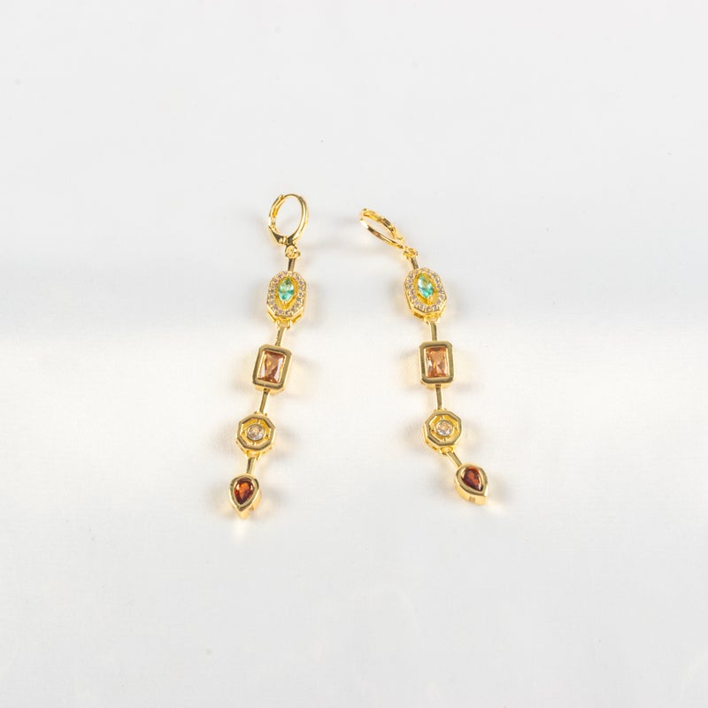 حلق إستانليس ستيل ذهبي مرصع بفصوص الزيركون متعددة الألوان