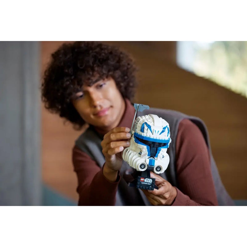 LEGO - Star Wars Captain Rex Helmet 854 Pieces - 75349 - Image 5