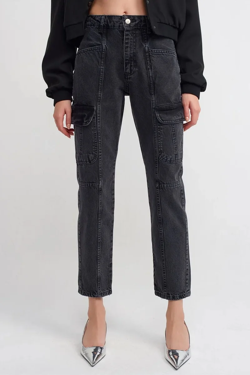 Dilvin Black DILVIN High-Waist Straight-Leg Cargo Jeans for Women | Best Price UAE