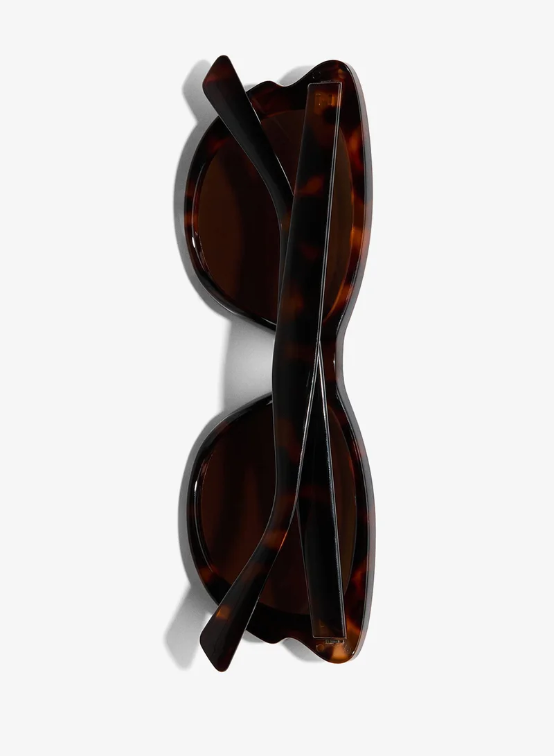 H&M  Wavy-detail sunglasses for Women | Best Price UAE