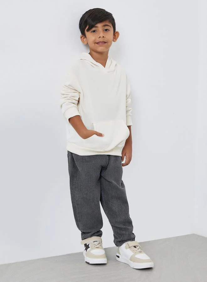 ستايلي Styli Boys Off White Relaxed Fit Hoodie with Front Pocket