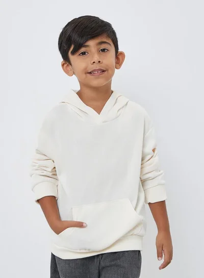 Styli Styli Boys Off White Relaxed Fit Hoodie with Front Pocket
