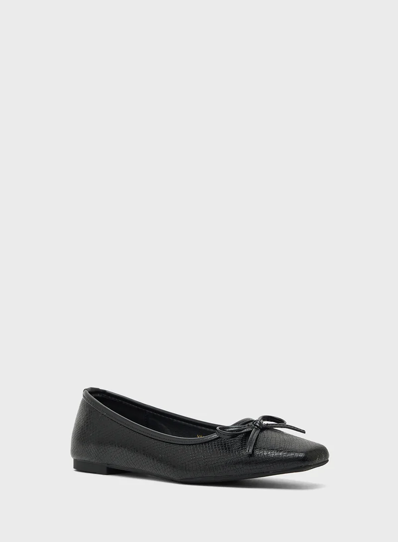 جينجر Square Toe Ballerina Flat