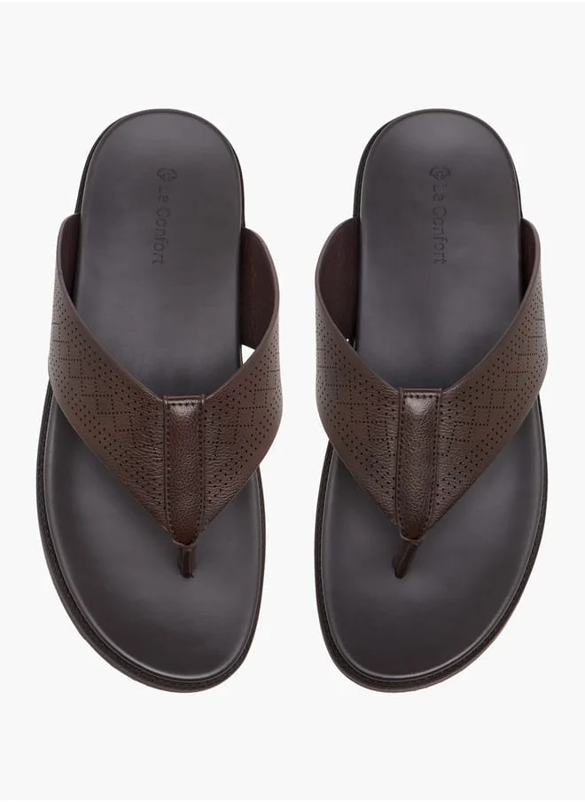 لو كونفورت Men's Textured Slip-On Sandal