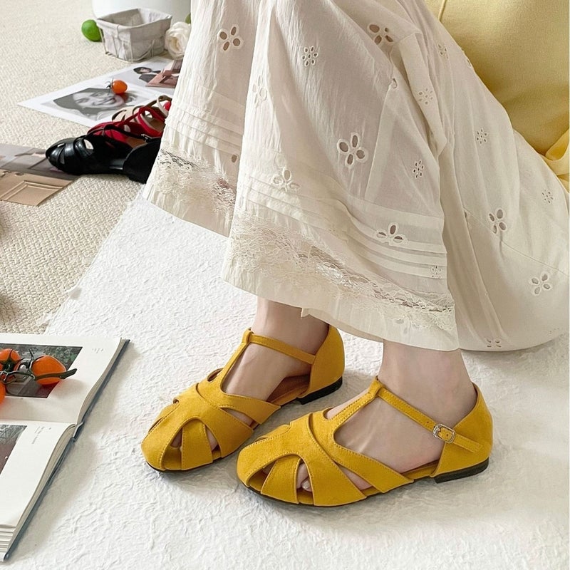 Women's Flat French Retro Cut-Out Roman Loafers - Image 4