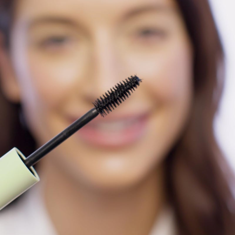 Pixi Large Lash Mascara | Extreme Volume Mascara with Vitamin E, Panthenol & Bamboo | False Lash Effect | Smudge-Proof & Water-Resistant | Ophthalmologist Tested | No.1 Bold Black | 0.4 fl oz/ 12ml - Image 3