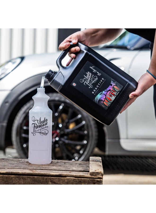 أوتو فينيس زجاجة خلط Auto Finesse Pro - زجاجة تخفيف وقياس سعة لتر واحد لمنتجات العناية بالسيارات | زجاجة بخاخ مقاومة للمواد الكيميائية للشامبو والمنظفات والضمادات ومحاليل العناية بالسيارات - Image 2